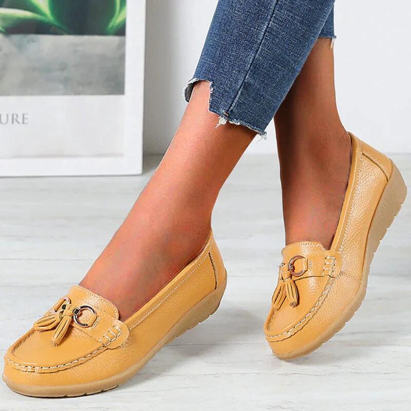 UrbanEase Orthopedic Leather Moccasin